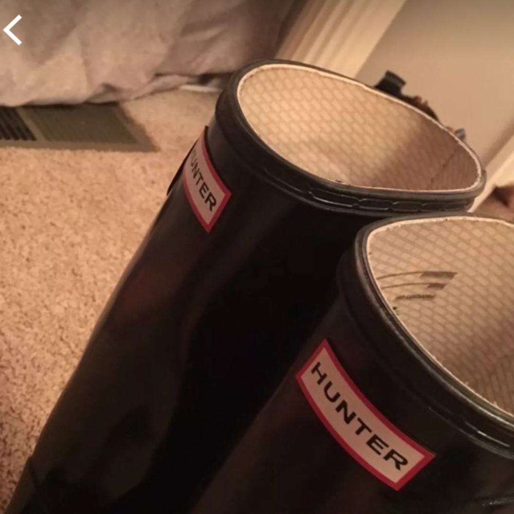 Hunter Black glossy Rain Boots - Picture 2 of 6